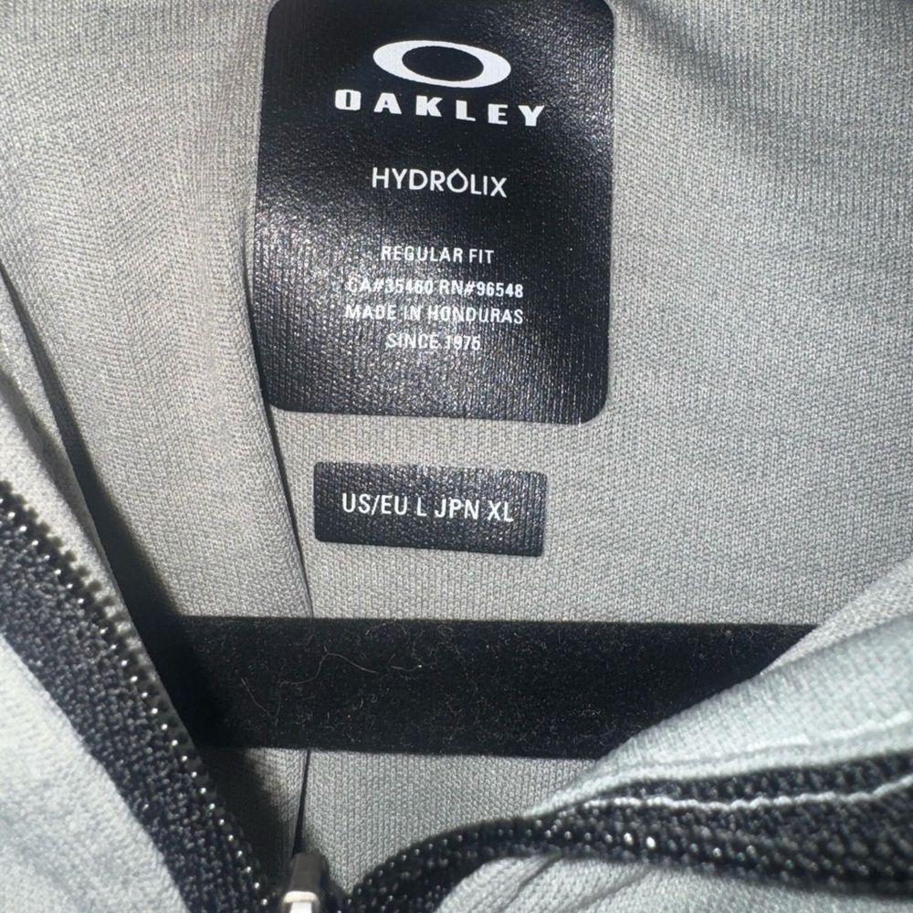 Oakley Gravity tangle Gray Zip-Up Jacket pullover - Picture 3 of 3
